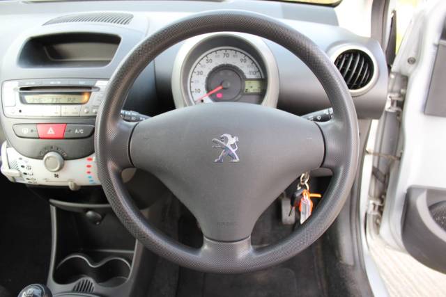 2013 Peugeot 107 1.0 Active