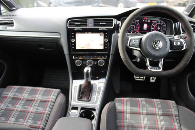 2019 Volkswagen Golf 2.0 TSI 245 GTI Performance DSG