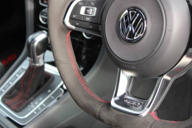 2019 Volkswagen Golf 2.0 TSI 245 GTI Performance DSG