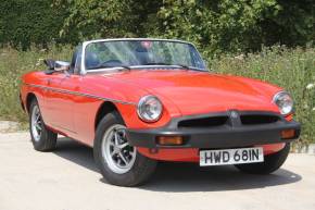 MG MGB 1975 (N) at Norton Automotive Aylesbury