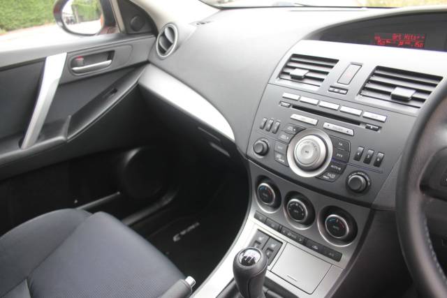 2012 Mazda 3 1.6 Takuya
