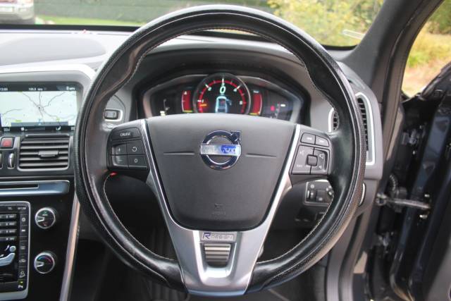 2014 Volvo XC60 2.4 D5 [215] R DESIGN Lux Nav AWD Geartronic