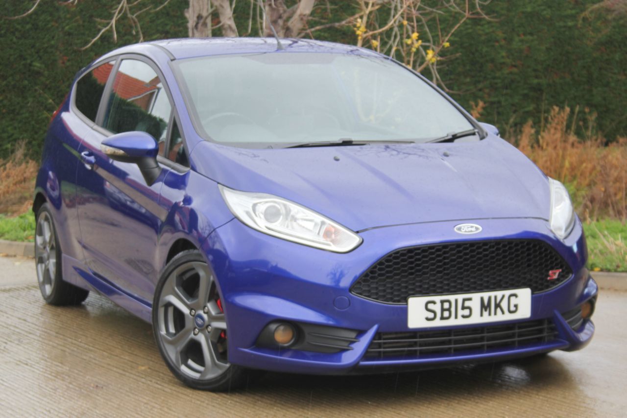 2015 Ford Fiesta