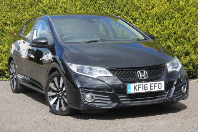 Honda Civic 1.8 i-VTEC SE Plus 5dr Auto [Nav] Hatchback Petrol Crystal Black Pearl