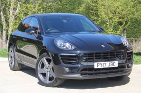 PORSCHE MACAN at Norton Automotive Aylesbury