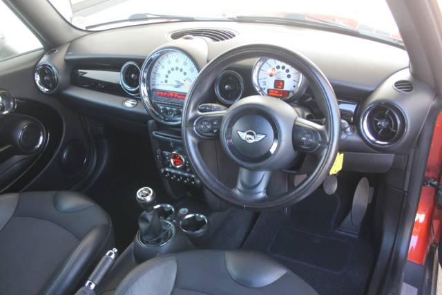 2012 Mini Hatchback 1.6 Cooper