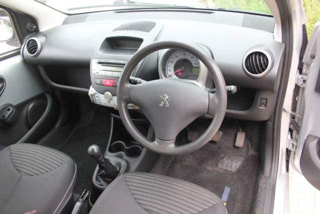 2013 Peugeot 107 1.0 Active