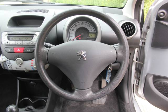 2013 Peugeot 107 1.0 Active
