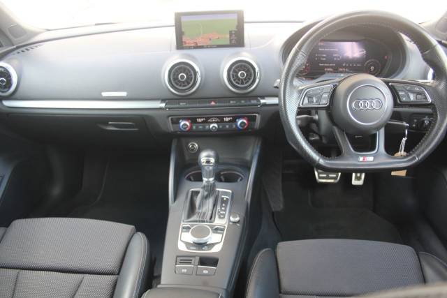 2019 Audi A3 1.5 35 TFSI Black Edition S Tronic