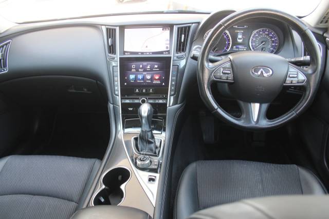 2017 Infiniti Q50 2.2d SE Auto