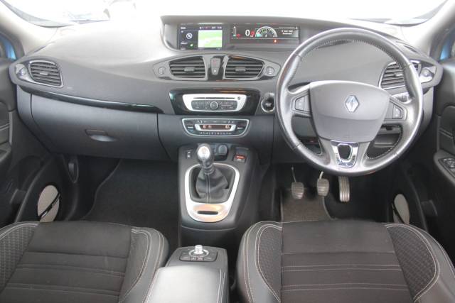 2016 Renault Grand Scenic 1.5 dCi Dynamique Nav [Bose+]