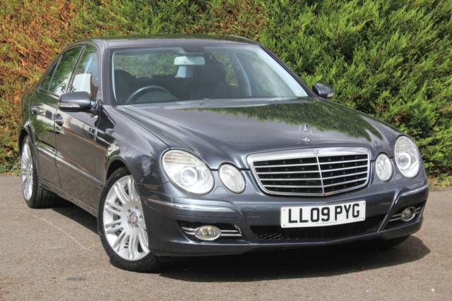 Mercedes-Benz E Class 3.0 E320 CDI Sport Auto Saloon Diesel Tenorite Grey Metallic