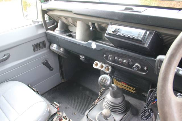 2001 Land Rover Defender 2.5 90 TD5 Hard Top