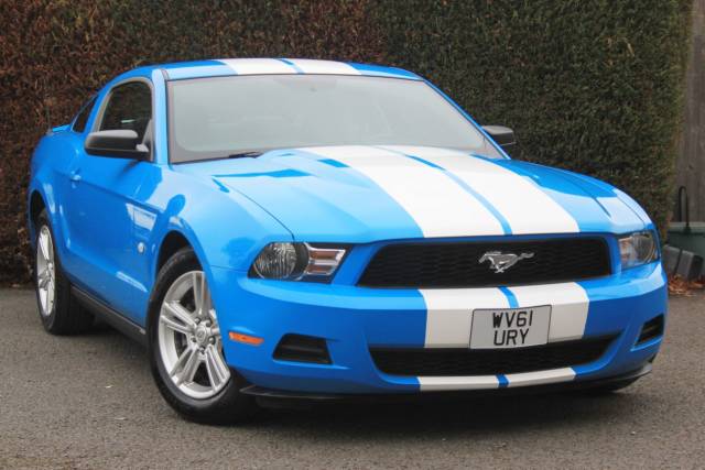 Ford Mustang 4.0 V6 Coupe Petrol Grabber Blue