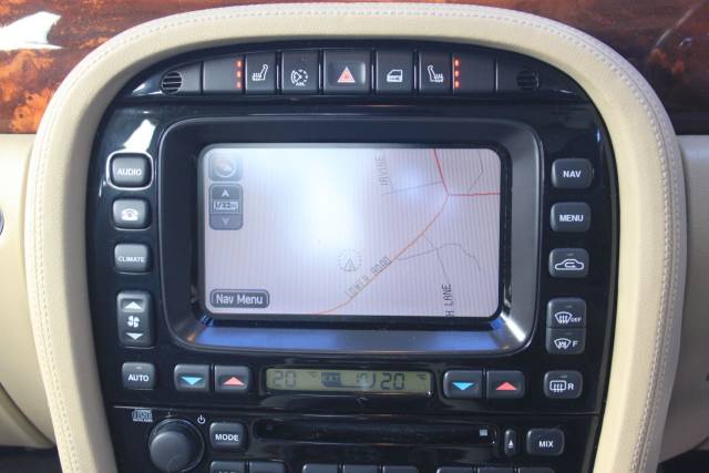 2007 Jaguar XJ Series XJ8 4.2 V8 Sovereign 4dr Auto