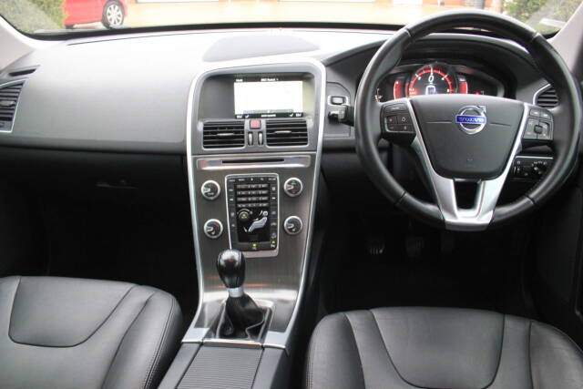 2015 Volvo XC60 2.4 D5 [220] SE Lux Nav AWD