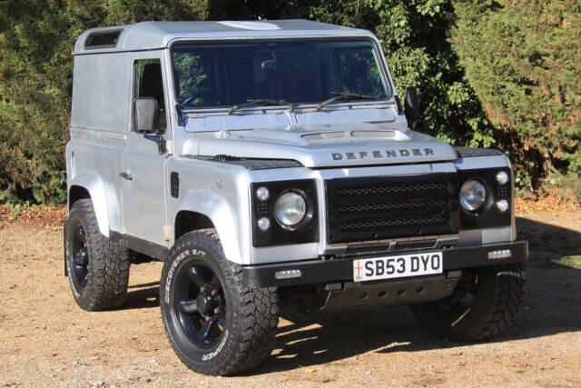 Land Rover Defender 2.5 90 TD5 County Four Wheel Drive Diesel Zambezi Silver Metallic