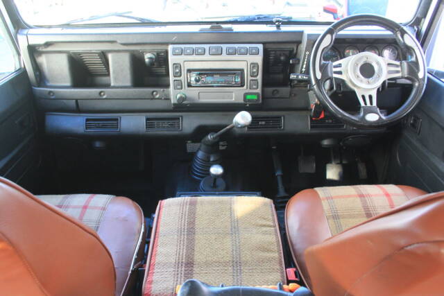 2003 Land Rover Defender 2.5 90 TD5 County
